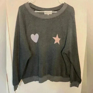 WILDFOX Gray Long Sleeve Crewneck Heart and Star Sweater Womens Size Large